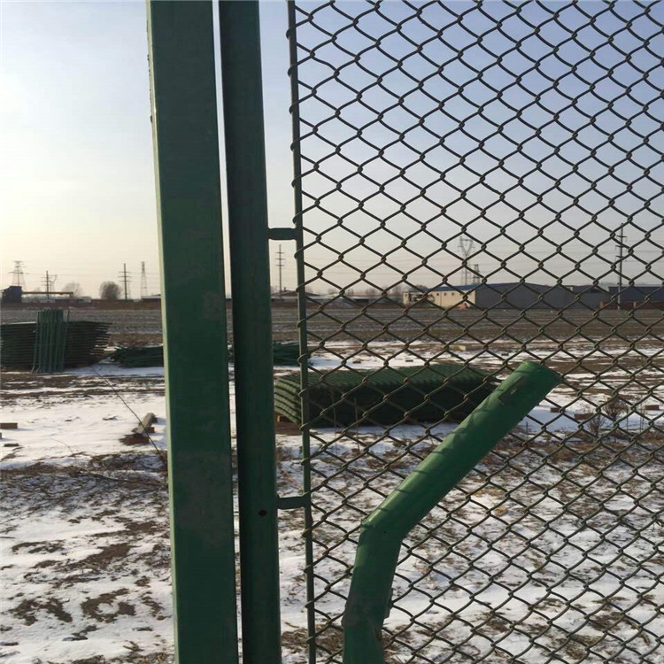 籃球場金屬勾花圍網圖片3