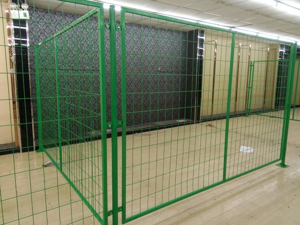 光伏發電圍欄網圖片2