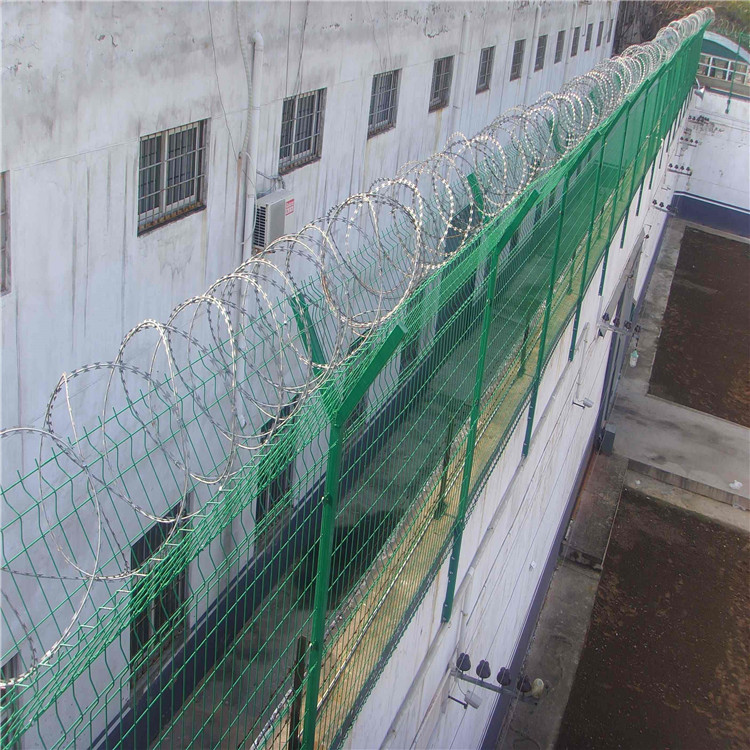 封閉式監獄防護網圖片2