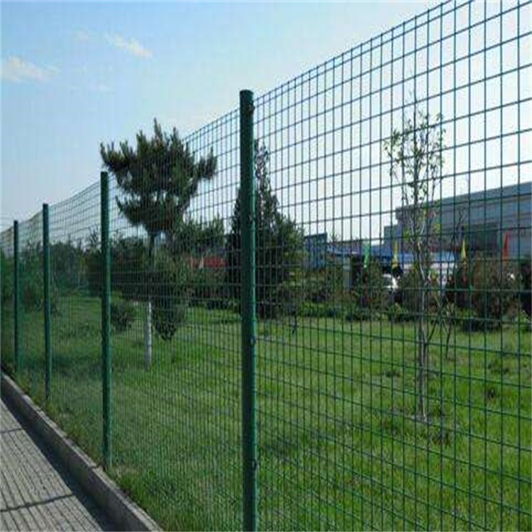 金屬網墻隔離柵的用途圖片2