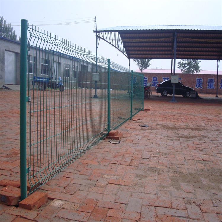 上海熱鍍鋅雙邊絲圍欄圖片2