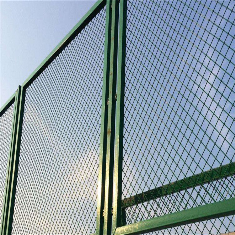 防眩網(wǎng)護欄圖片4