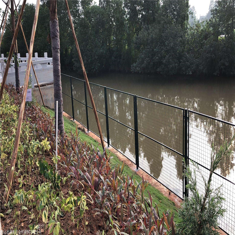 圍墻鐵絲網(wǎng)圖片2