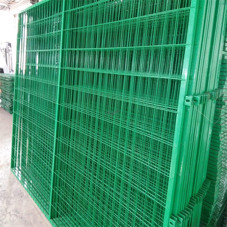 光伏廠區防護網圖片4