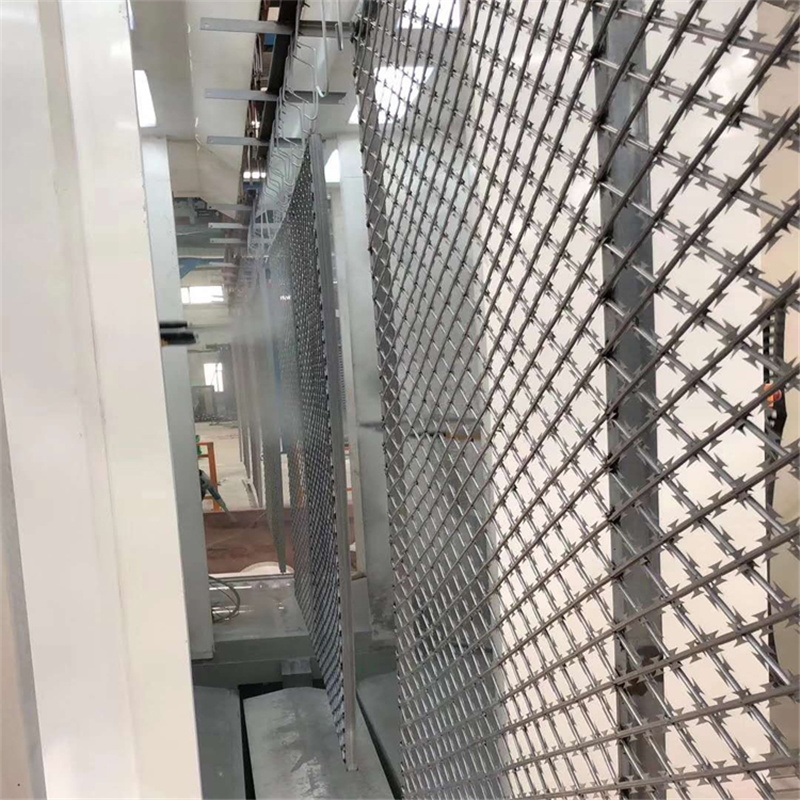 上海監(jiān)獄刀刺防護網圖片3