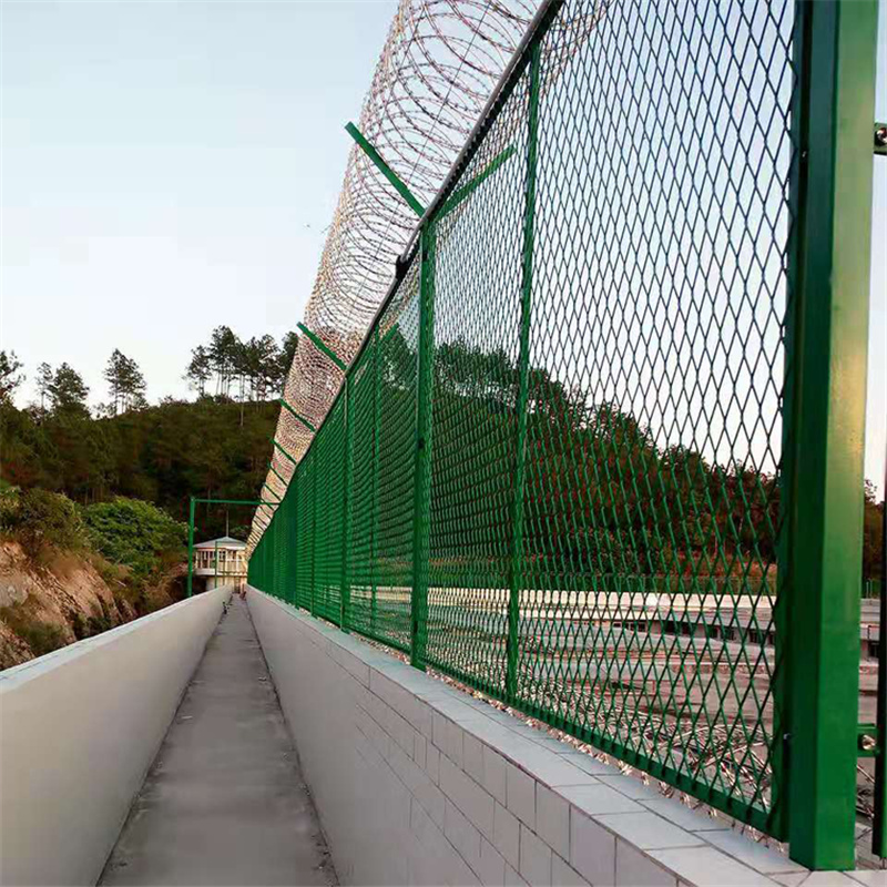 上海監獄框架式安防隔離網圖片2