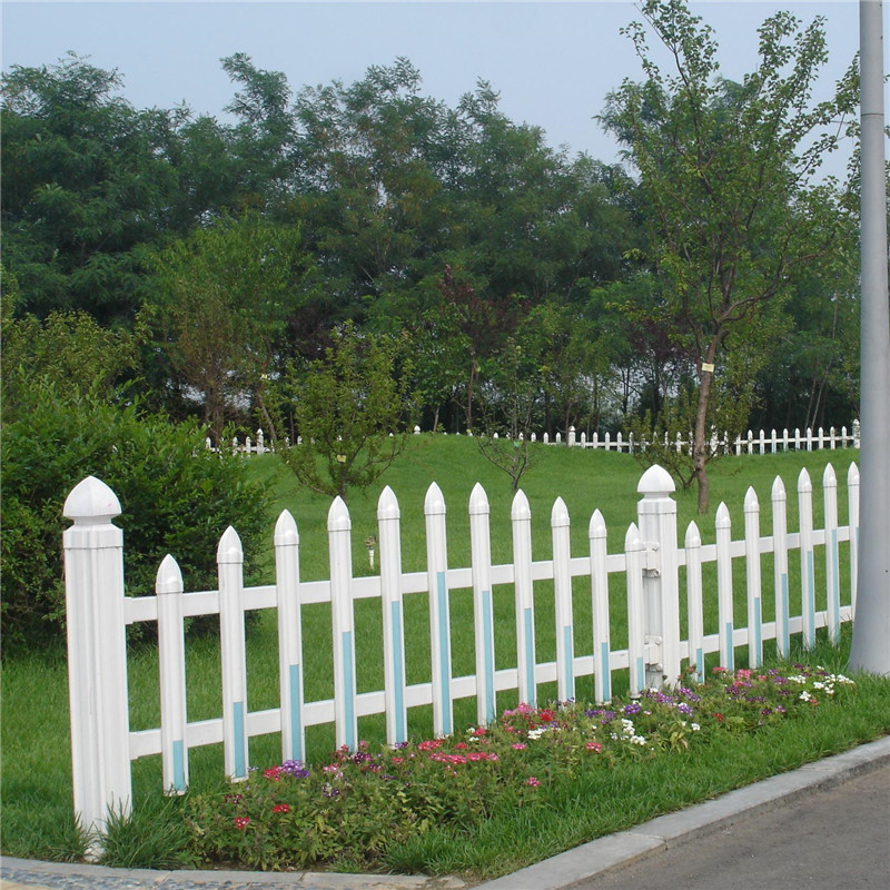 鋅鋼草坪護(hù)欄圖片3