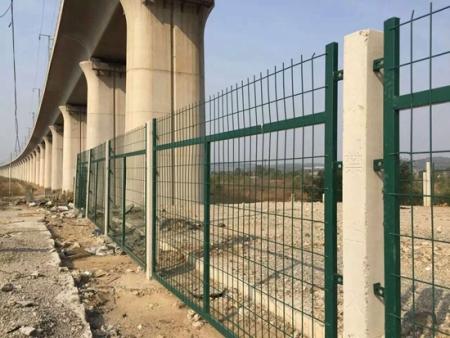 國標鐵路防護柵欄圖片2