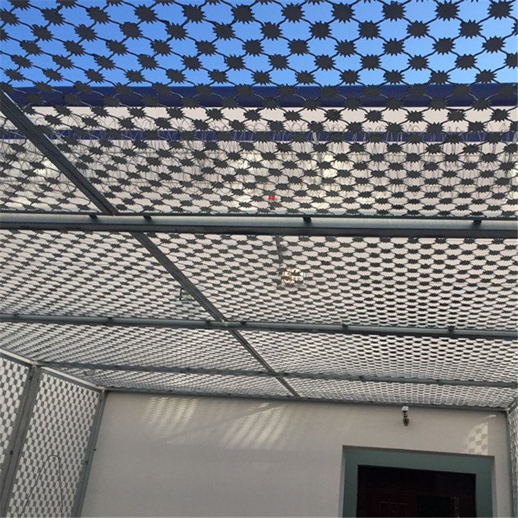 監(jiān)獄刀刺隔離網(wǎng)圖片1