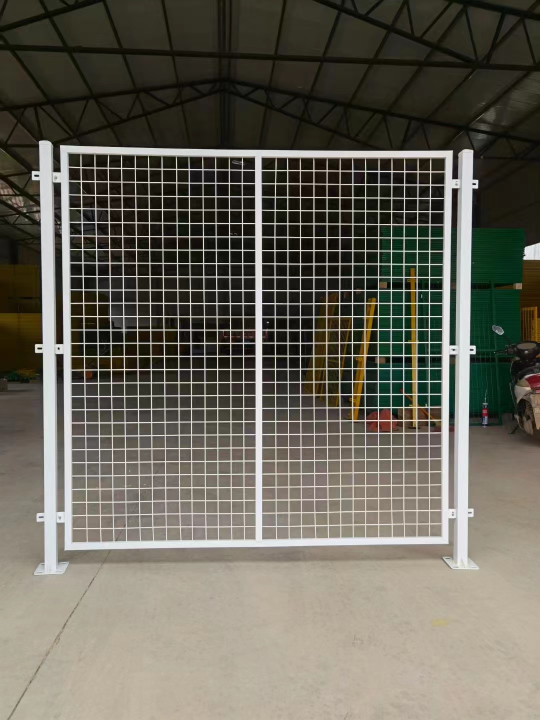 倉庫隔離帶車間防護(hù)網(wǎng)圖片3