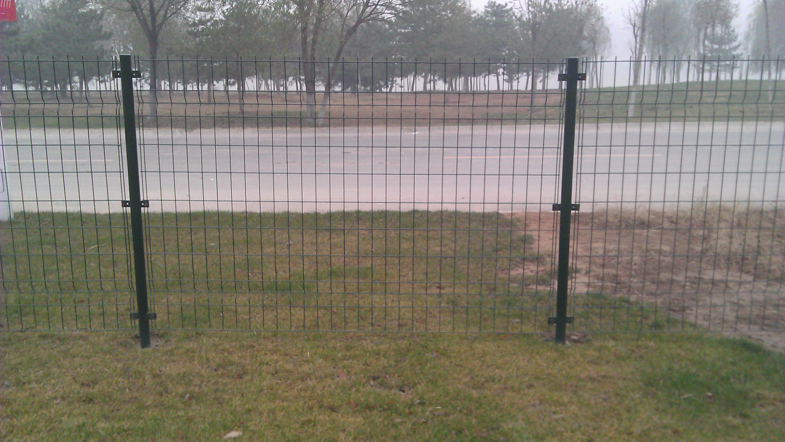 圈山圍地金屬護欄網