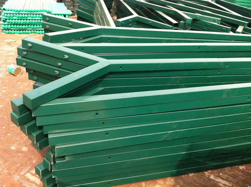 機(jī)場(chǎng)Y型柱防爬隔離網(wǎng)圖片2