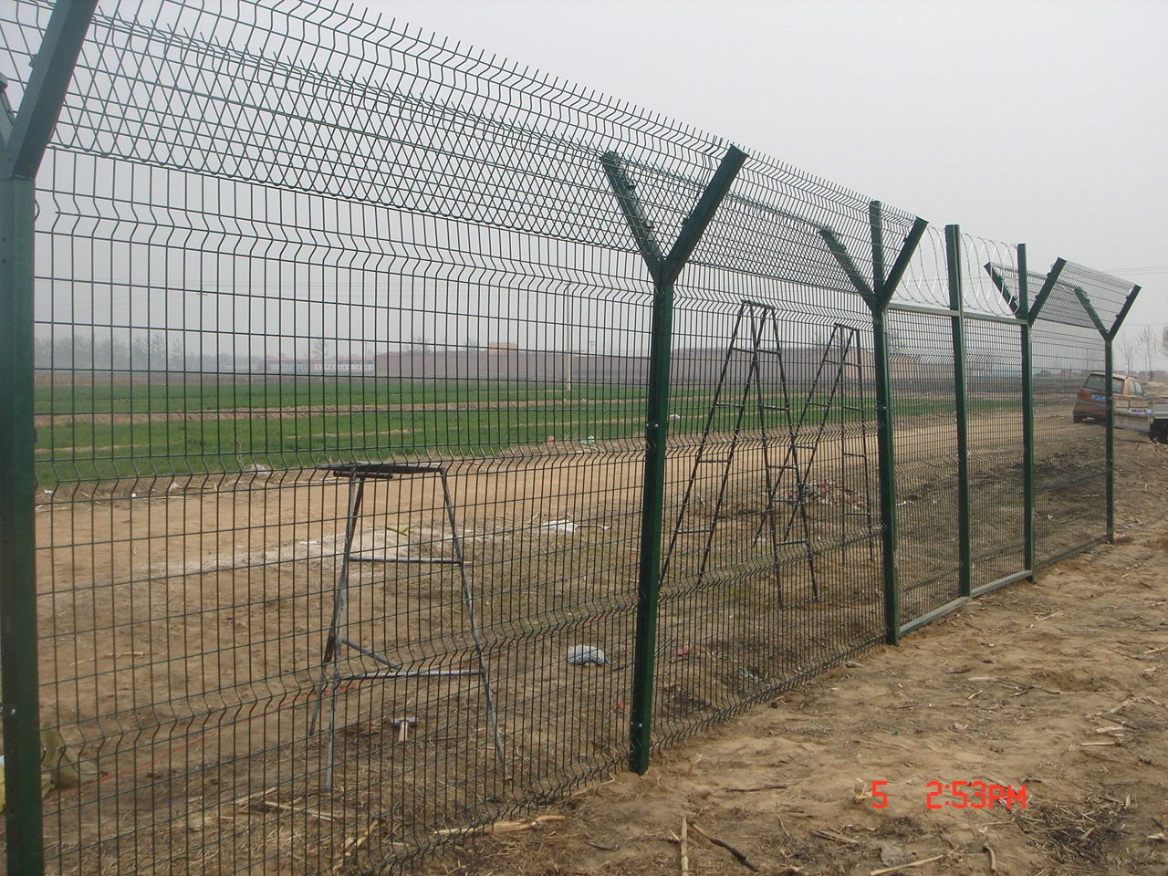 飛行區(qū)防護柵欄網(wǎng)圖片3