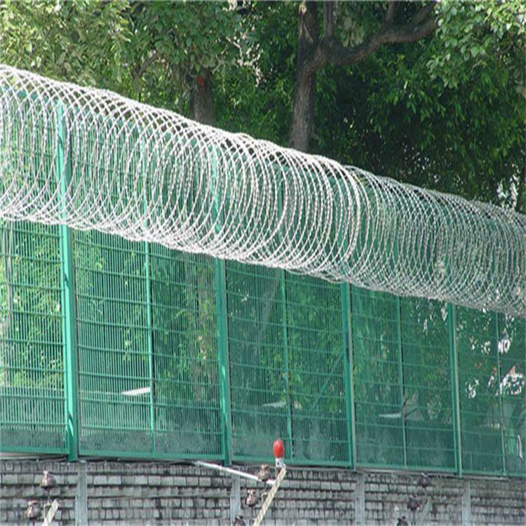 上海監獄圍欄鋼網墻圖片3