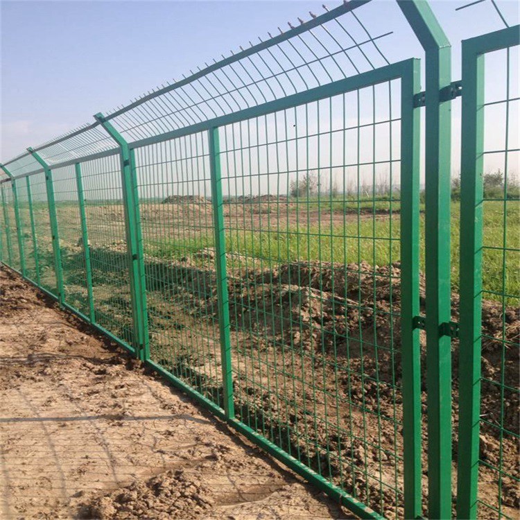 上海鐵路沿線防護(hù)網(wǎng)圖片4